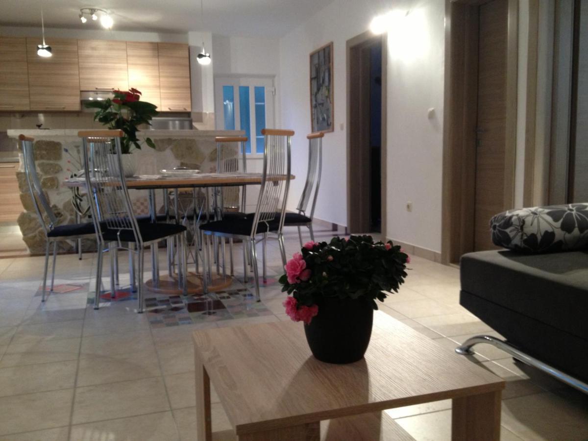 Kuca Za Odmor Maka Villa Kučiće Exteriör bild