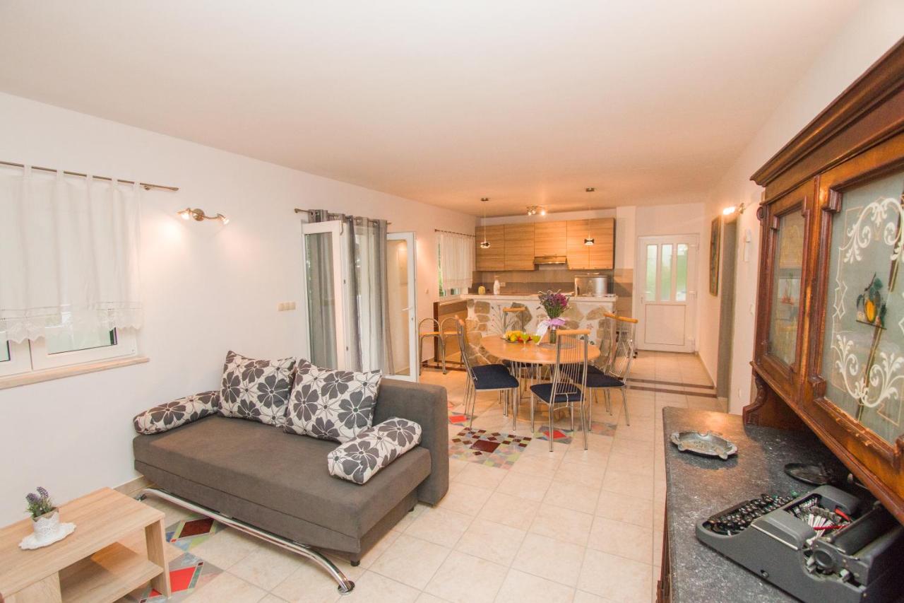 Kuca Za Odmor Maka Villa Kučiće Exteriör bild